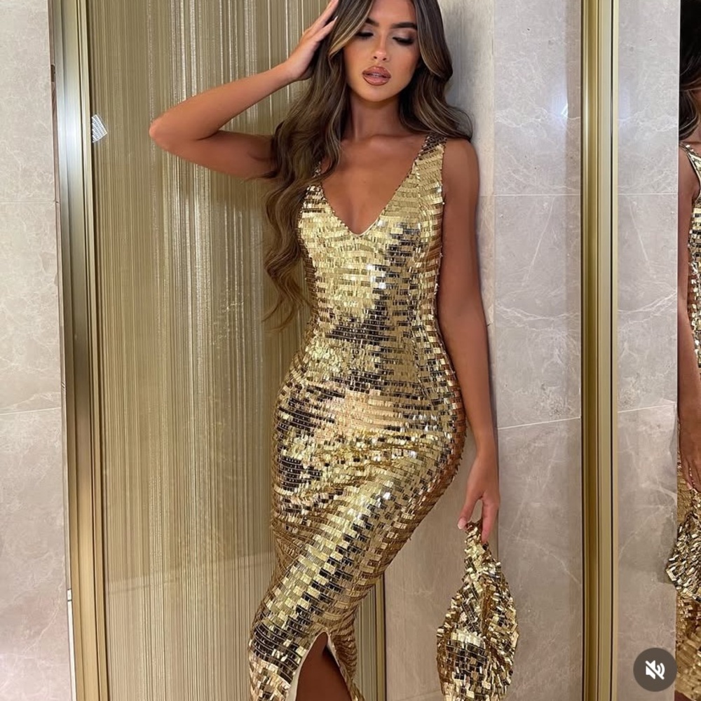 Sorrelle uk Gold Sequin Evening Dress with matching bag